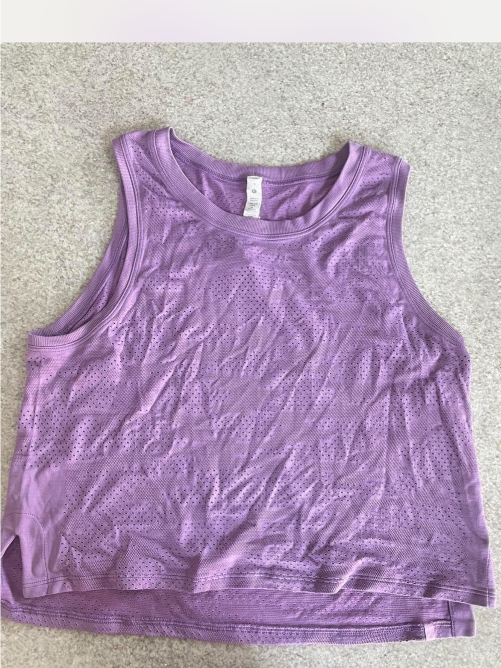 Lululemon- Women's Sleeveless Lavender Athletic cropTank Top